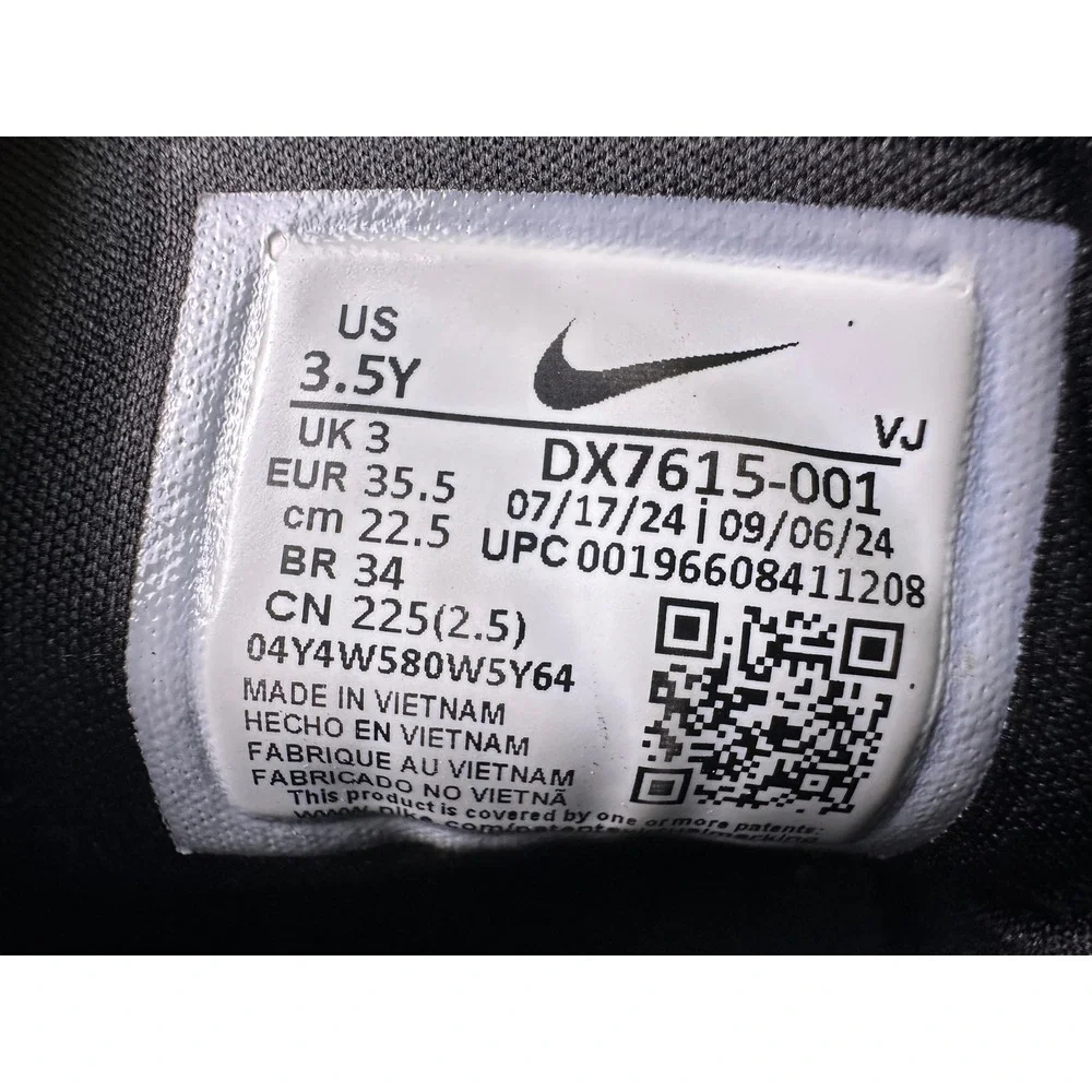 Nike Star Runner 4 Next Nature Black White Kids Running Shoes DX7615-001 Sz 3.5Y